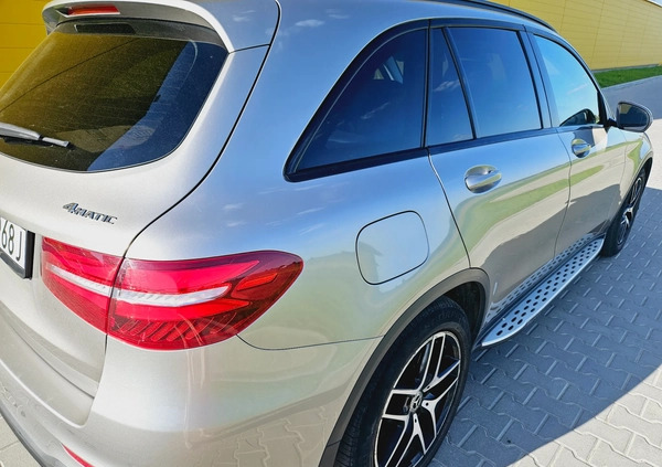 Mercedes-Benz GLC cena 165000 przebieg: 91214, rok produkcji 2019 z Koszalin małe 211